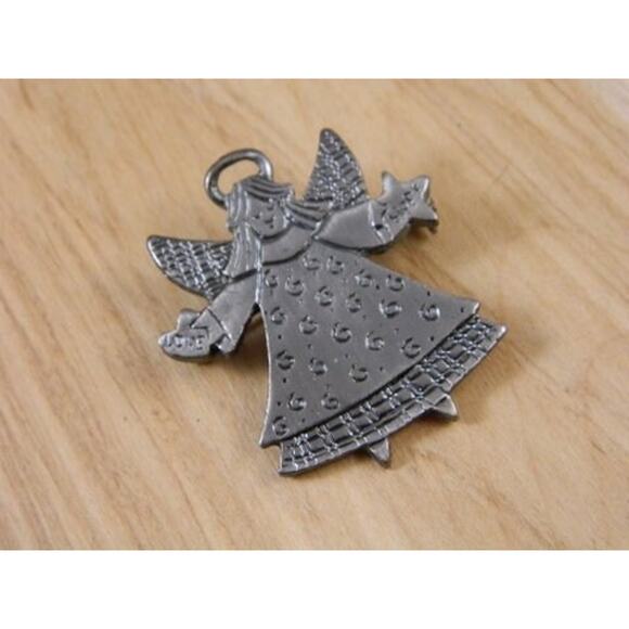 Vintage Angel Christmas Brooch, Vintage Christmas Brooch, Vintage Holiday Brooch - Picture 3 of 7